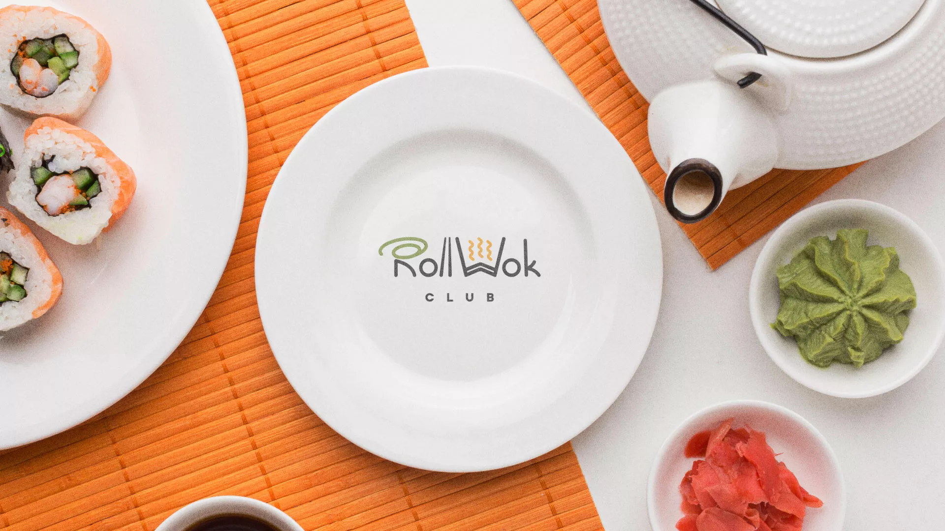Разработка логотипа и фирменного стиля в Апатитах для суши-бара «Roll Wok Club» Разработка логотипа и фирменного стиля в Апатитах для суши-бара «Roll Wok Club»